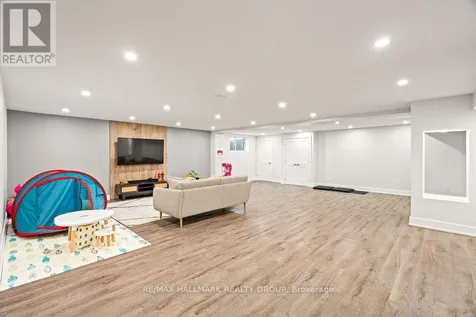 1575 Rangeland Avenue Ottawa ON K4P 0E1