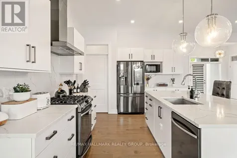 1575 Rangeland Avenue Ottawa ON K4P 0E1