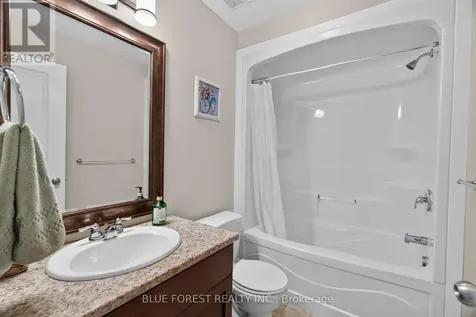 3 Sutherland Court St. Thomas ON N5P 3T3