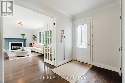 2136 Fillmore Crescent Ottawa ON K1J 6A4