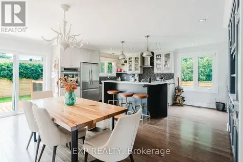 2136 Fillmore Crescent Ottawa ON K1J 6A4