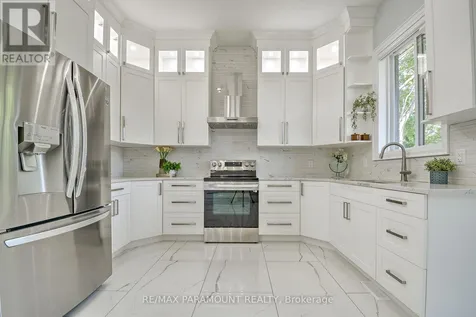 1780 Pierre Avenue Windsor ON N8W 2J6