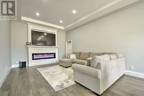 1780 Pierre Avenue Windsor ON N8W 2J6