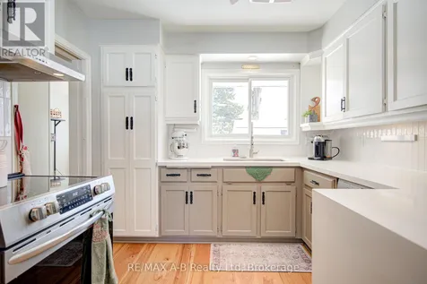 19 Linton Place Kitchener ON N2B 2K1
