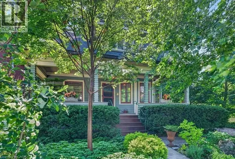 526 Burlington Avenue Burlington ON L7S 1R8