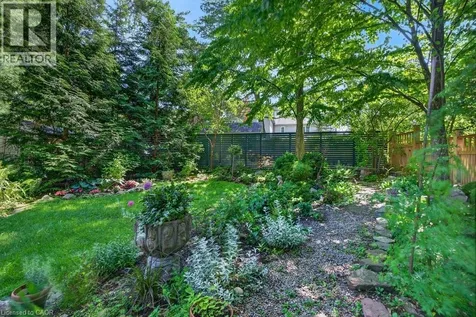 526 Burlington Avenue Burlington ON L7S 1R8