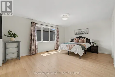 301 Cloyne Crescent Ottawa ON K2J 6W3