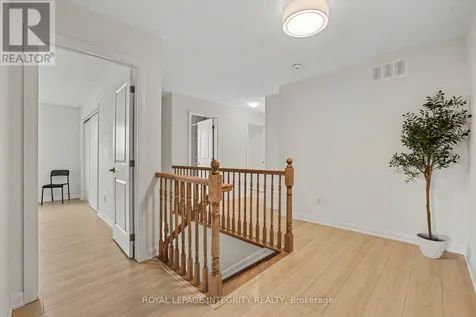 301 Cloyne Crescent Ottawa ON K2J 6W3