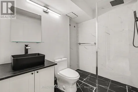 301 Cloyne Crescent Ottawa ON K2J 6W3