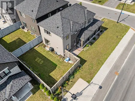 301 Cloyne Crescent Ottawa ON K2J 6W3