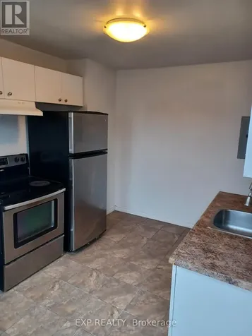 65 Kinrade Avenue Hamilton (gibson) ON L8L 6L5