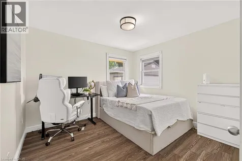 18 Willowdale Street Brantford ON N3T 5L7