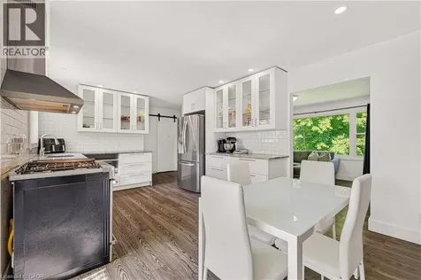 18 Willowdale Street Brantford ON N3T 5L7