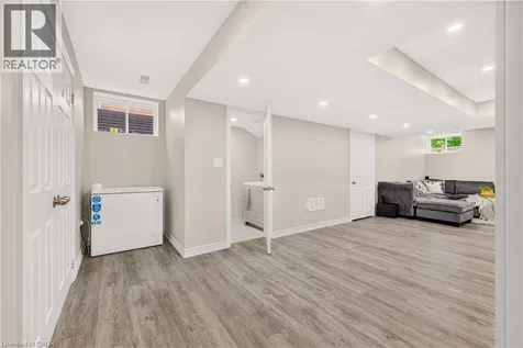 620 Munich Circle Waterloo ON N2V 2L6