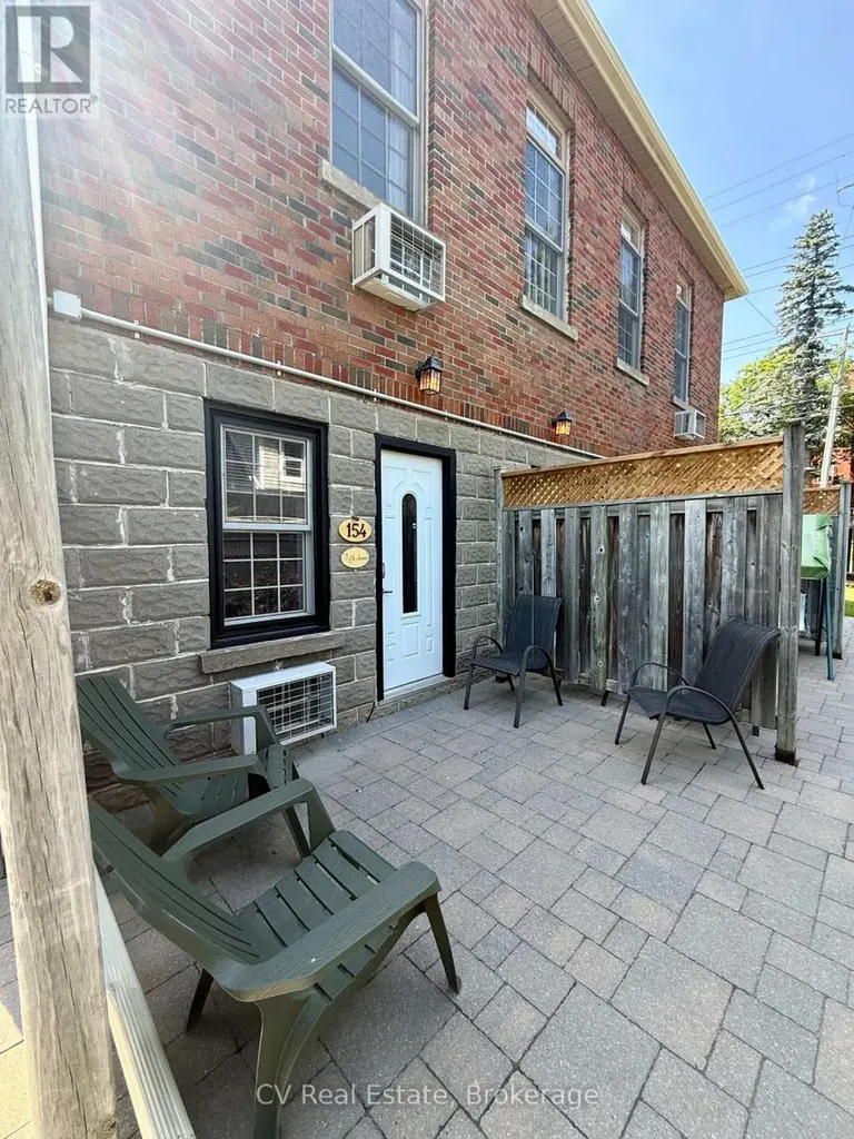 2 Mahaffy Court Bracebridge ON P1L 2A6