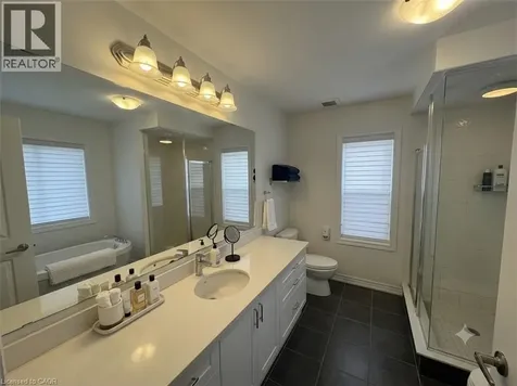 39 Georgina Street Kitchener ON N2R 0S6