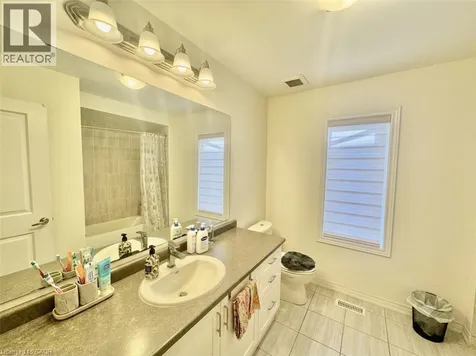 39 Georgina Street Kitchener ON N2R 0S6