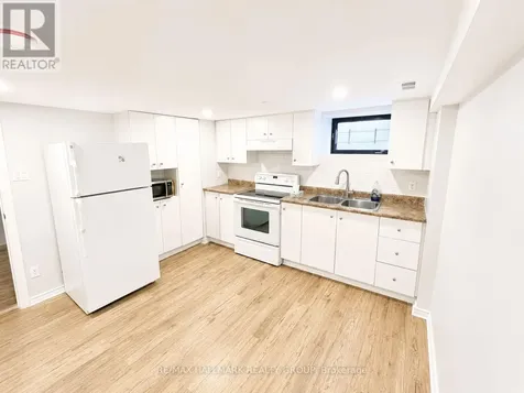 172 Cobourg Street Ottawa ON K1N 8H5