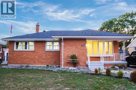 951 Riverdale Windsor ON N8S 4C4