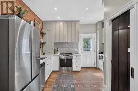 135 Catharine Street South Hamilton (corktown) ON L8N 2J6