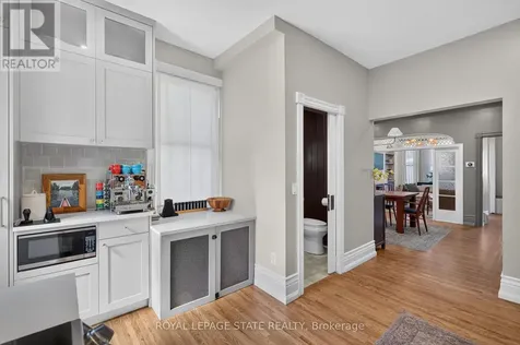 135 Catharine Street South Hamilton (corktown) ON L8N 2J6