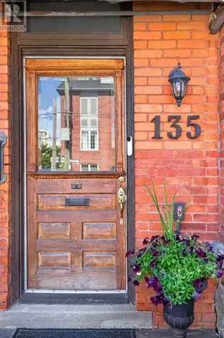 135 Catharine Street South Hamilton (corktown) ON L8N 2J6