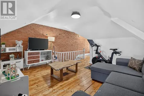 135 Catharine Street South Hamilton (corktown) ON L8N 2J6