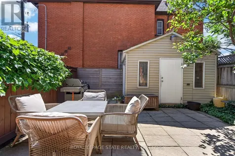 135 Catharine Street South Hamilton (corktown) ON L8N 2J6