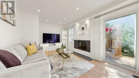 156 Brammar Street Newmarket (glenway Estates) ON L3Y 7T3