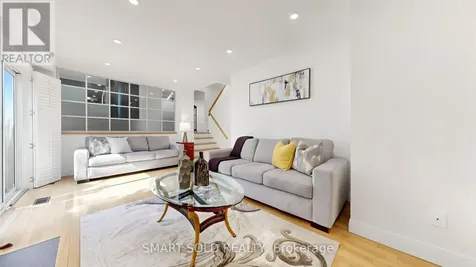 156 Brammar Street Newmarket (glenway Estates) ON L3Y 7T3