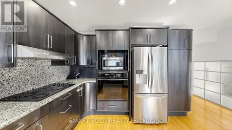 156 Brammar Street Newmarket (glenway Estates) ON L3Y 7T3