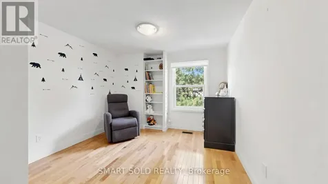 156 Brammar Street Newmarket (glenway Estates) ON L3Y 7T3