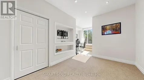 156 Brammar Street Newmarket (glenway Estates) ON L3Y 7T3