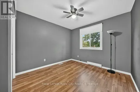 18 Springdale Boulevard Guelph (willow West/sugarbush/west Acres) ON N1H 6X5