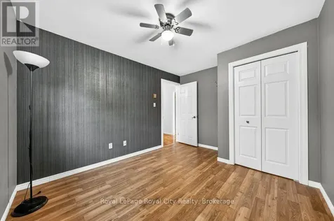 18 Springdale Boulevard Guelph (willow West/sugarbush/west Acres) ON N1H 6X5