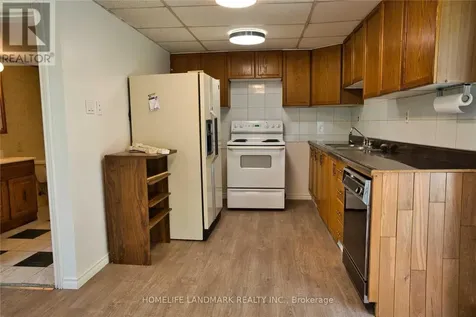 26 Capelle Street Richmond Hill (oak Ridges Lake Wilcox) ON L4E 3E1