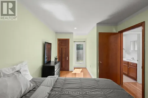 4691 Morrison Street Niagara Falls (downtown) ON L2E 2C1