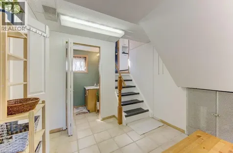 61 Windsor Street Guelph ON N1E 3N3