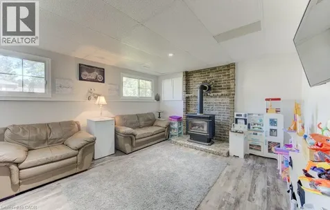 61 Windsor Street Guelph ON N1E 3N3