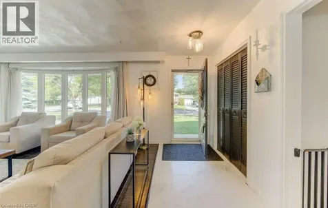 61 Windsor Street Guelph ON N1E 3N3