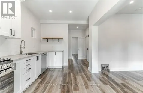 50 Burris Street Hamilton (gibson) ON L8M 2J4