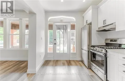 50 Burris Street Hamilton (gibson) ON L8M 2J4