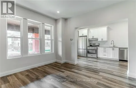 50 Burris Street Hamilton (gibson) ON L8M 2J4