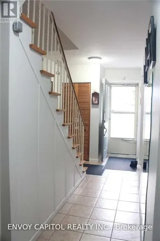 14 Faulkner Crescent Toronto (humbermede) ON M9M 2C1