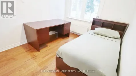 174 Patricia Avenue Toronto (newtonbrook West) ON M2M 1J5