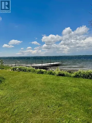 33 Prinyers Cove Crescent Prince Edward County (north Marysburg Ward) ON K0K 2T0