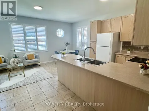 28 Cliveden Place Markham (berczy) ON L6C 2S4