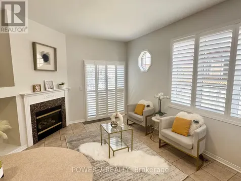 28 Cliveden Place Markham (berczy) ON L6C 2S4
