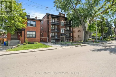 15 Balmoral Avenue South Hamilton (delta) ON L8M 3J7