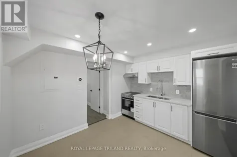 15 Balmoral Avenue South Hamilton (delta) ON L8M 3J7